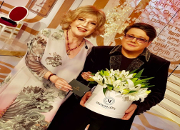 Why more and more clients are looking for flower gift box factory