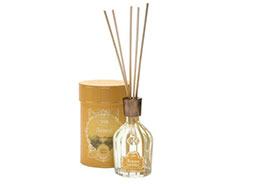 What Kind of Packaging Design You Should Choose for Perfume Gift Packaging?